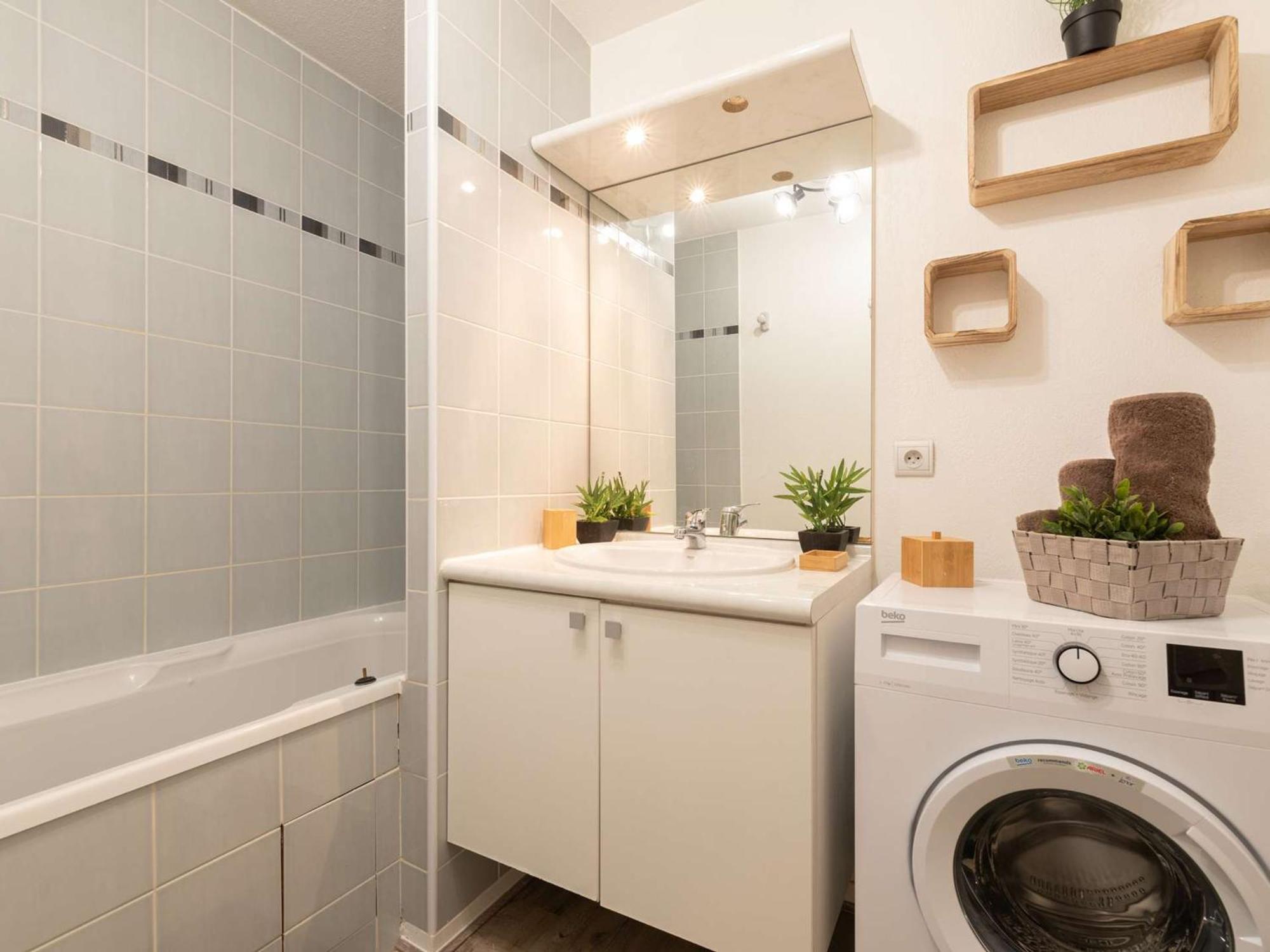 Appartement 6 Pers, Centre St-Lary, 2 Ch + Cabine, Garage, Balcon, Et Ascenseur - Fr-1-296-361 Saint-Lary-Soulan Exteriör bild